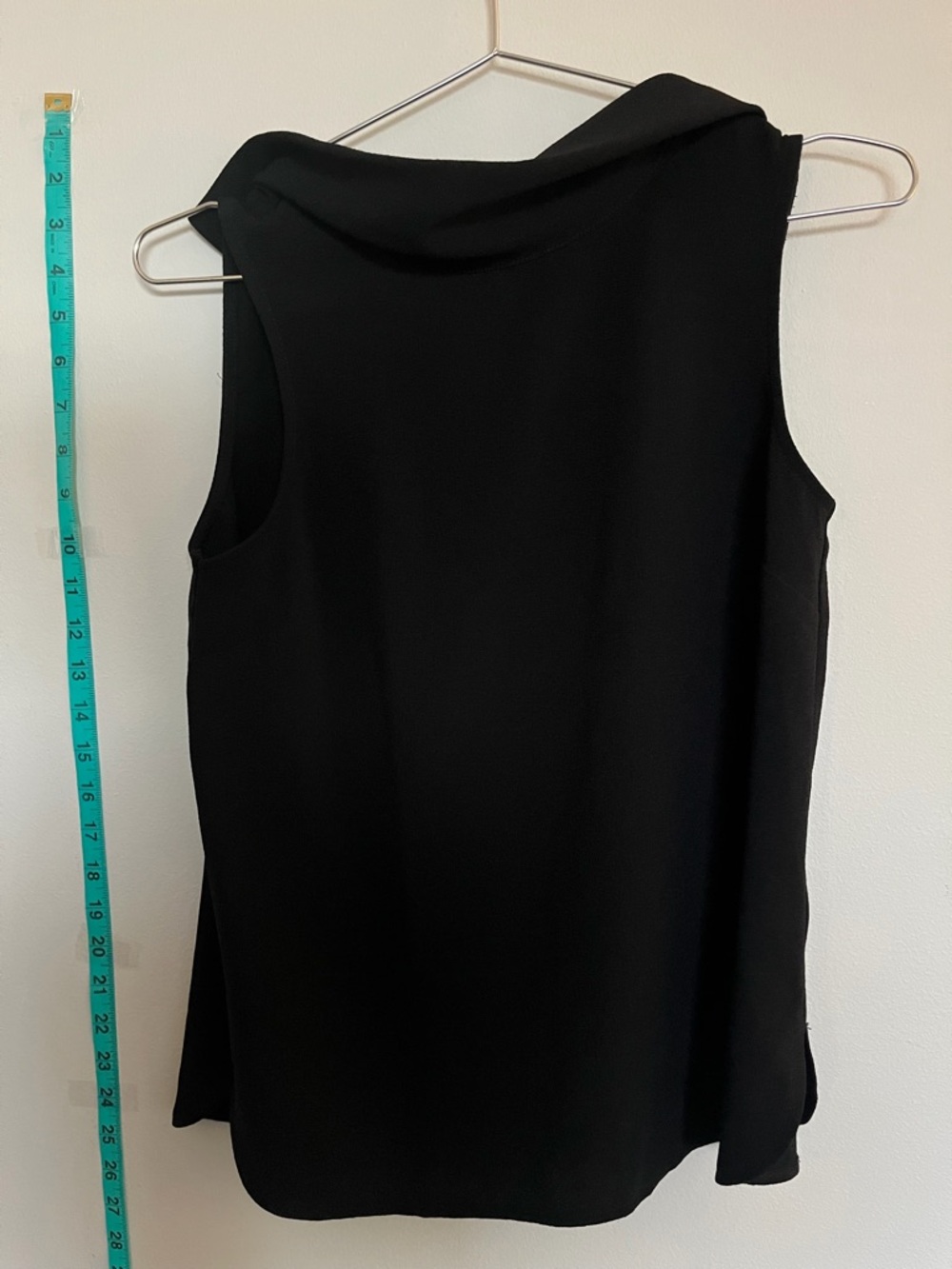 Suzy Shier Black Sleeveless Cowl Neck Camisole